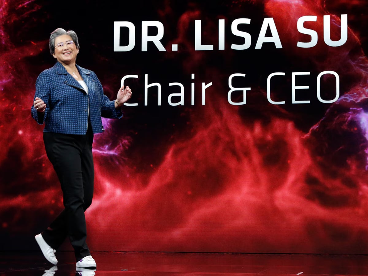蘇姿丰 Lisa Su 白宮國宴曝光！AMD市值衝破1兆美元 股價狂飆193%狠甩輝達黃仁勳同桌