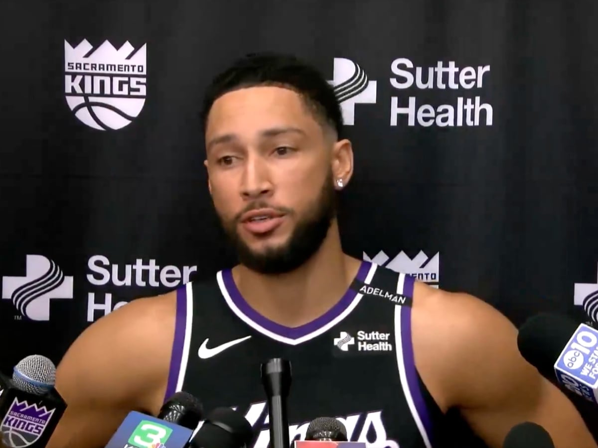 NBA／國王媒體日大出包！女記者忘關麥評論 Ben Simmons 長相語音流出「他真的好尬！」