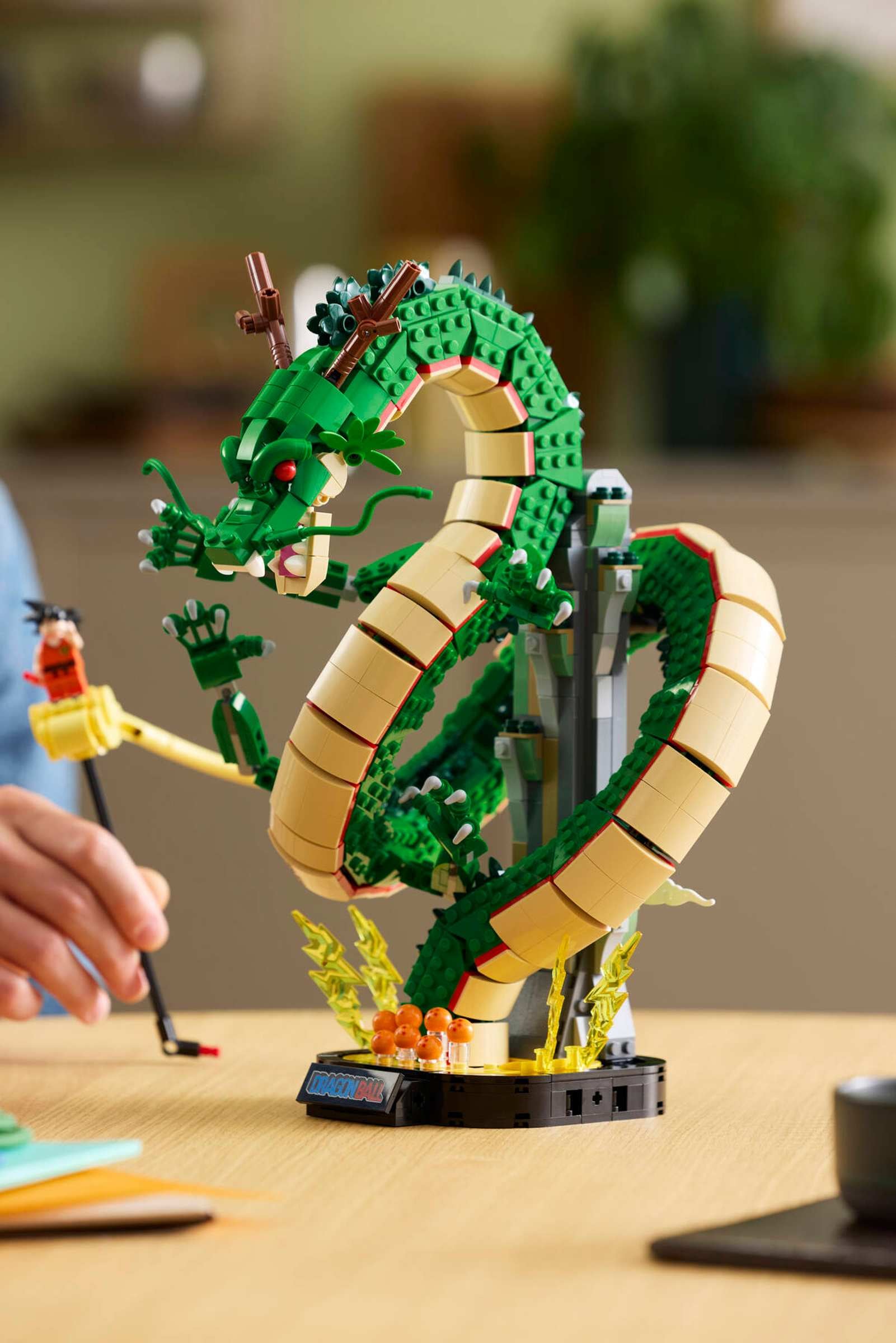 日本樂高 LEGO Group 七龍珠首彈11月4日開賣！1764片還原神龍現身，少年悟空騎筋斗雲登場