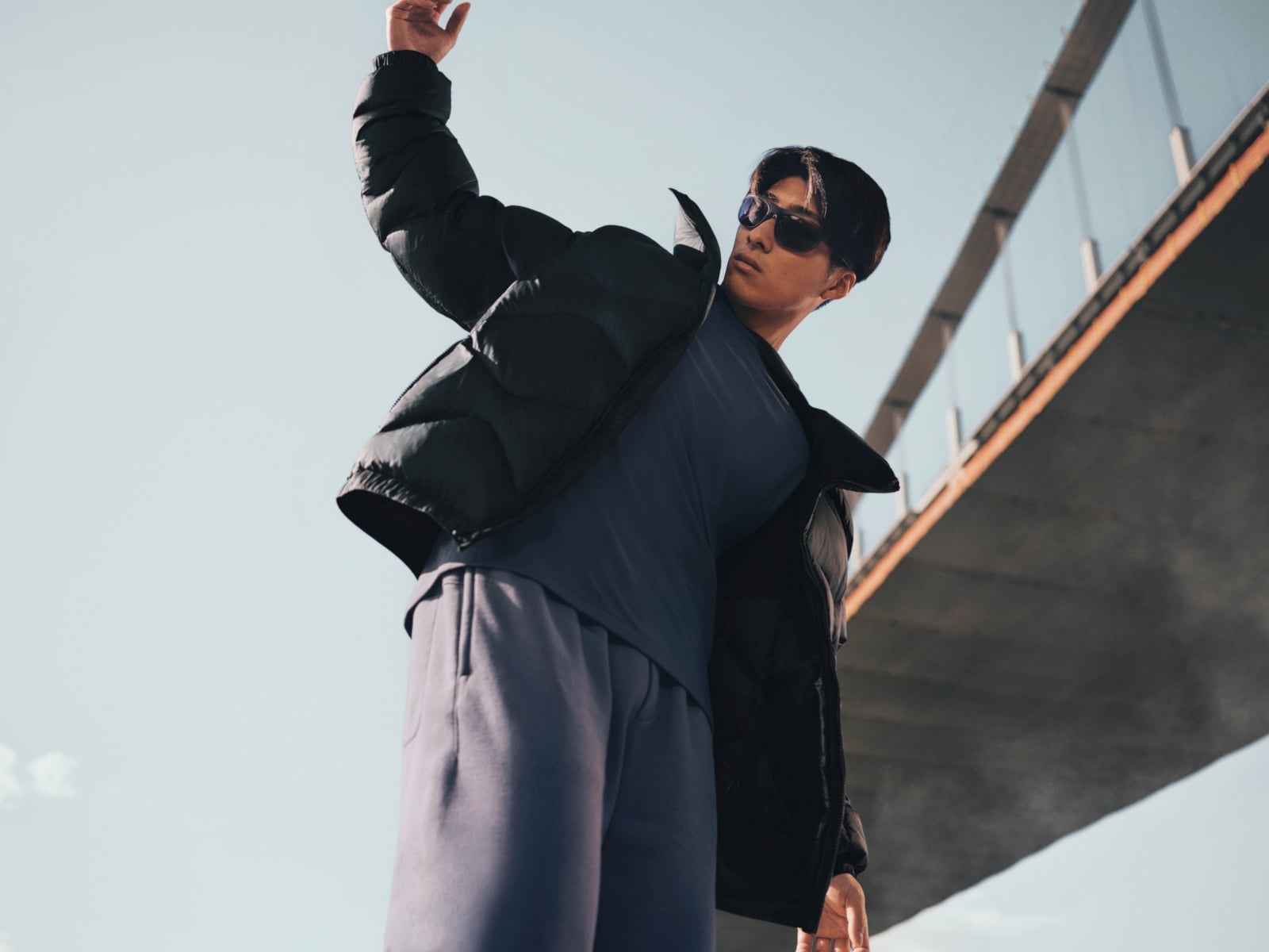 lululemon 2026 全新冬季外套系列登場!F1 七冠王 Lewis Hamilton 帥氣演繹!