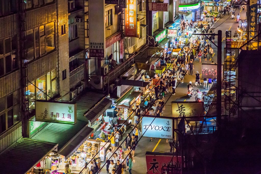 2026 中原夜市必吃 15 家美食推薦|停車場、營業時間、交通資訊⋯一次看!