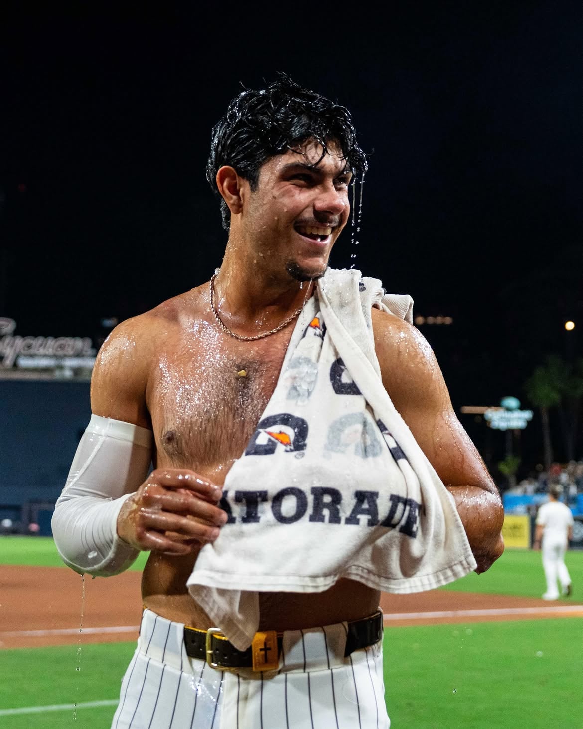 伊森·薩拉斯 Ethan Salas 20歲先發季後賽!教士新秀寫大聯盟最年輕捕手紀錄