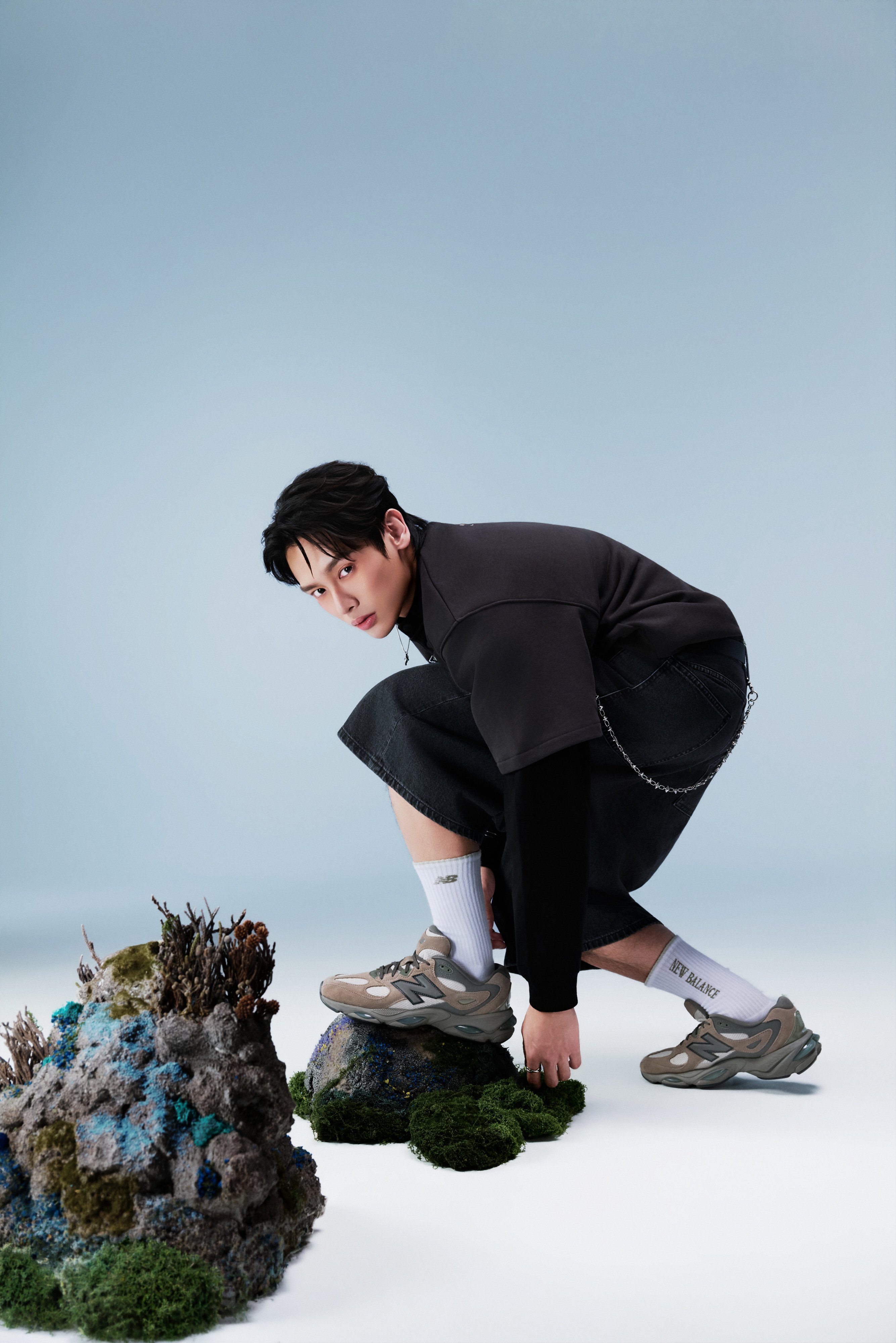 New Balance ABZORB 983 細胞鞋登場!復古與前衛感獨特輪廓打造「怪好看」美學!