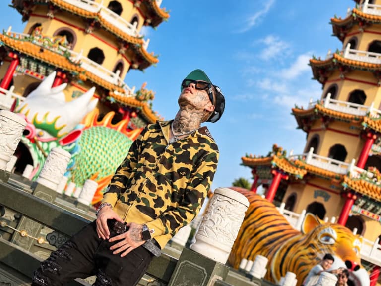 2026 高雄旅遊必去景點推薦！打卡地點、交通位置、夜市美食一次看！