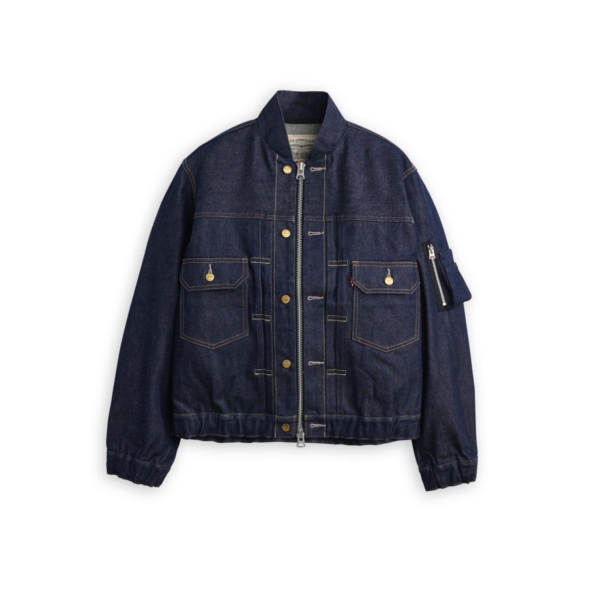 Levi’s® × sacai 三度聯手!阿部千登勢再解構丹寧經典,12 款聯名單品一次登場