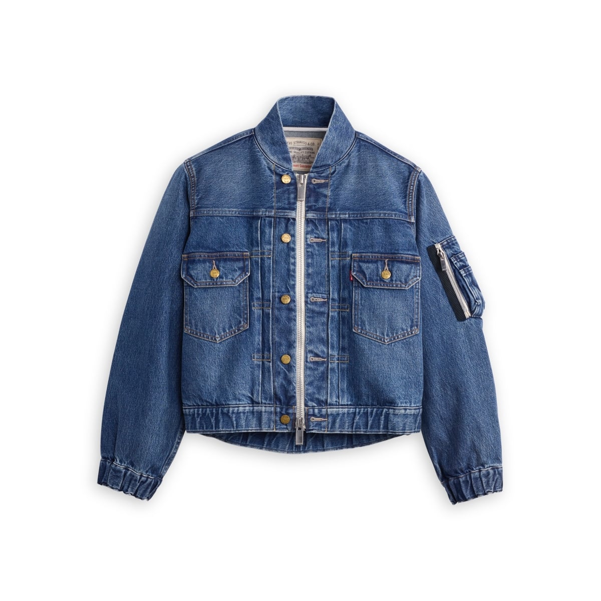 Levi’s® × sacai 三度聯手!阿部千登勢再解構丹寧經典,12 款聯名單品一次登場