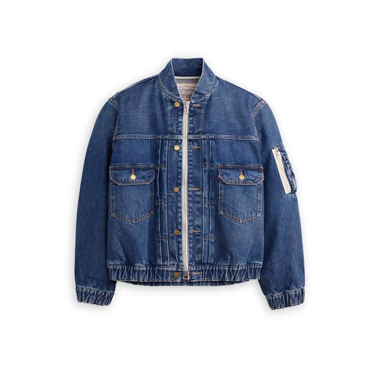 Levi’s® × sacai 三度聯手!阿部千登勢再解構丹寧經典,12 款聯名單品一次登場