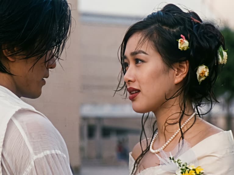 《人魚傳說》結局 30 年後再掀熱議！小美鍾麗緹為何變成人，網友狂猜：「關鍵可能是珍珠！」