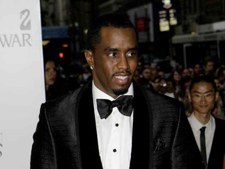 吹牛老爹 Sean Diddy Combs 服刑近況曝光！出獄時間可能會提前！