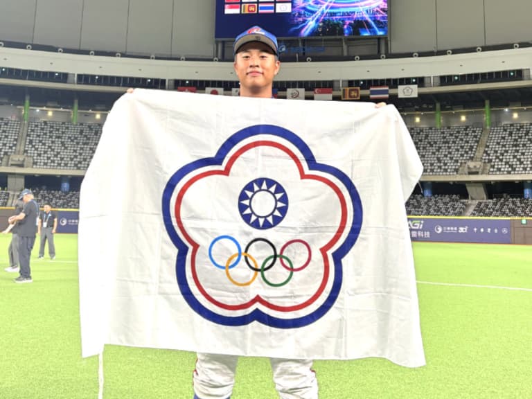 中華隊 U18 投手蔡辰瀧傳加盟多倫多藍鳥！簽約金 26 萬美元，網友：「想出國的給多少都會出國！」