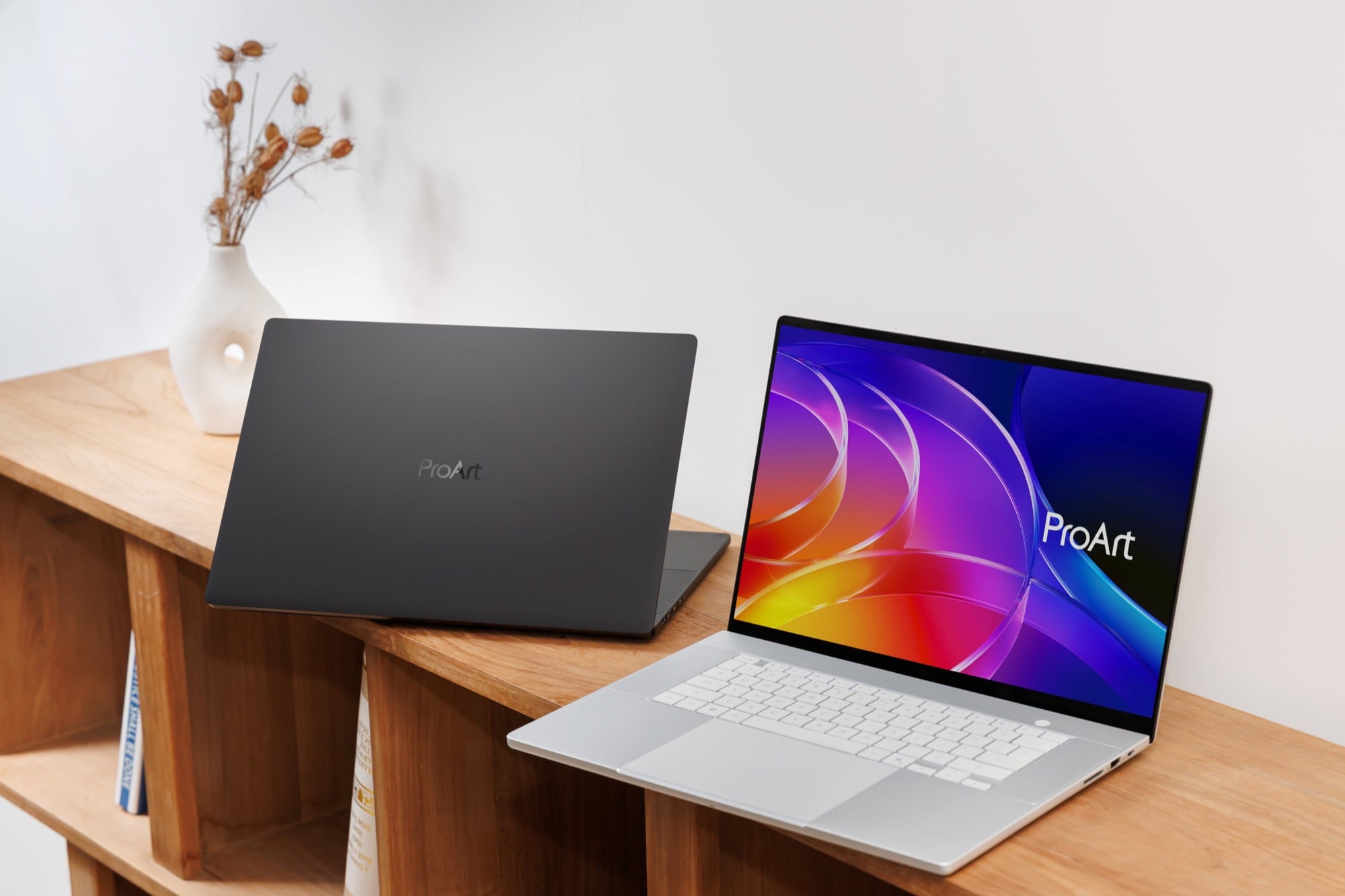華碩 ProArt P14、P16 搭載超狂 RTX Spark 晶片!最高 1 PFLOP 算力、128GB 記憶體創作者必搶!