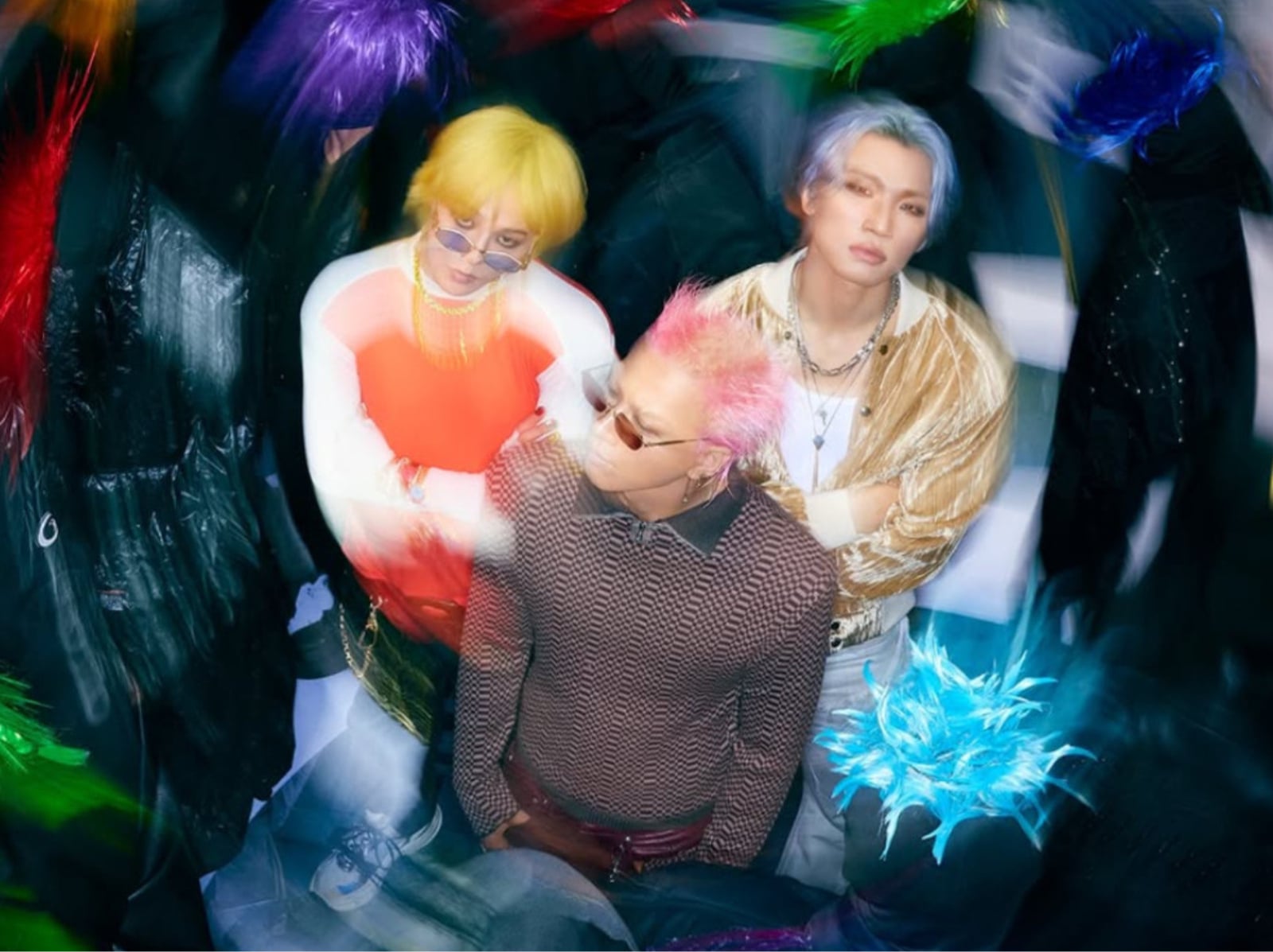 BIGBANG 大巨蛋演唱會開唱！台北打卡點總整理：大型皇冠手燈、捷運應援車廂⋯快筆記！