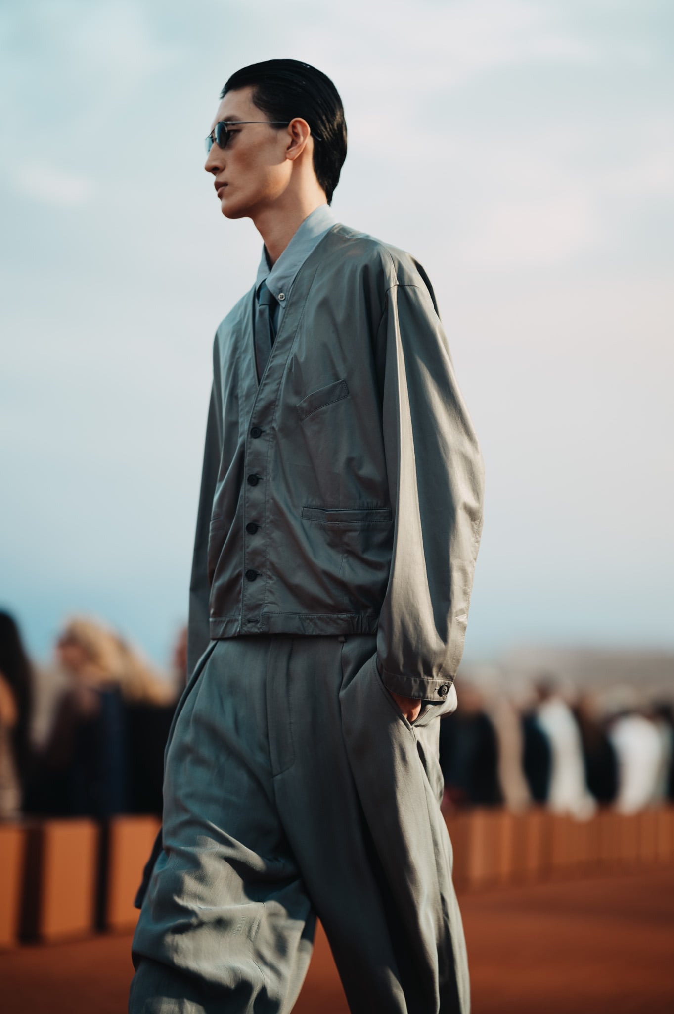 Giorgio Armani x Kith 再度攜手!「Dreams of the Dune 沙丘夢境」把義式剪裁帶進摩洛哥沙漠