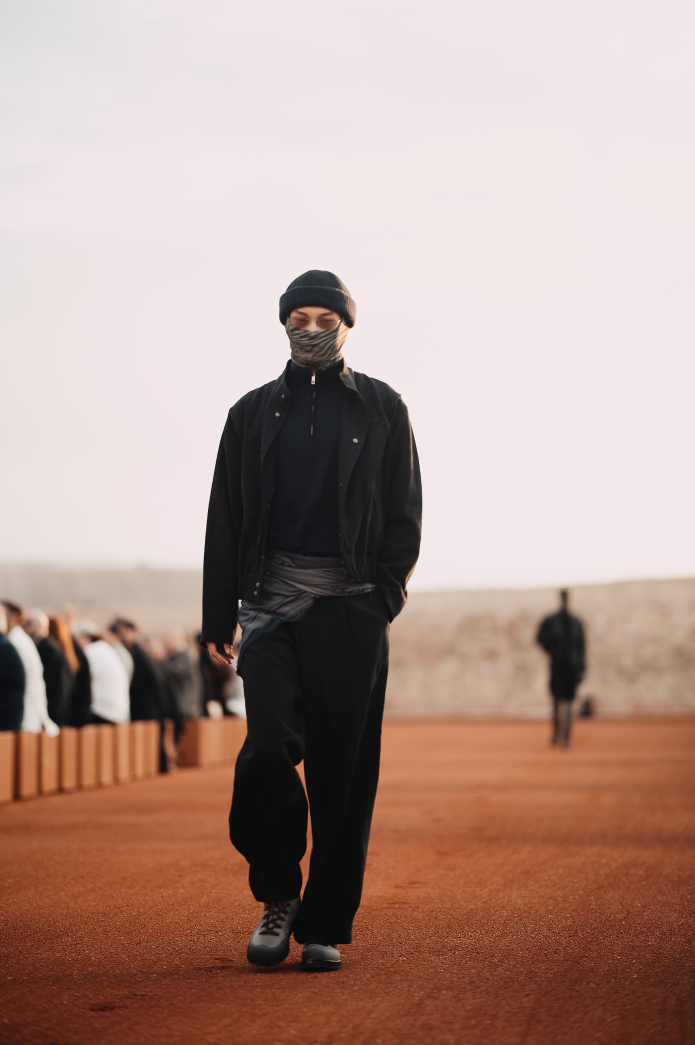 Giorgio Armani x Kith 再度攜手!「Dreams of the Dune 沙丘夢境」把義式剪裁帶進摩洛哥沙漠