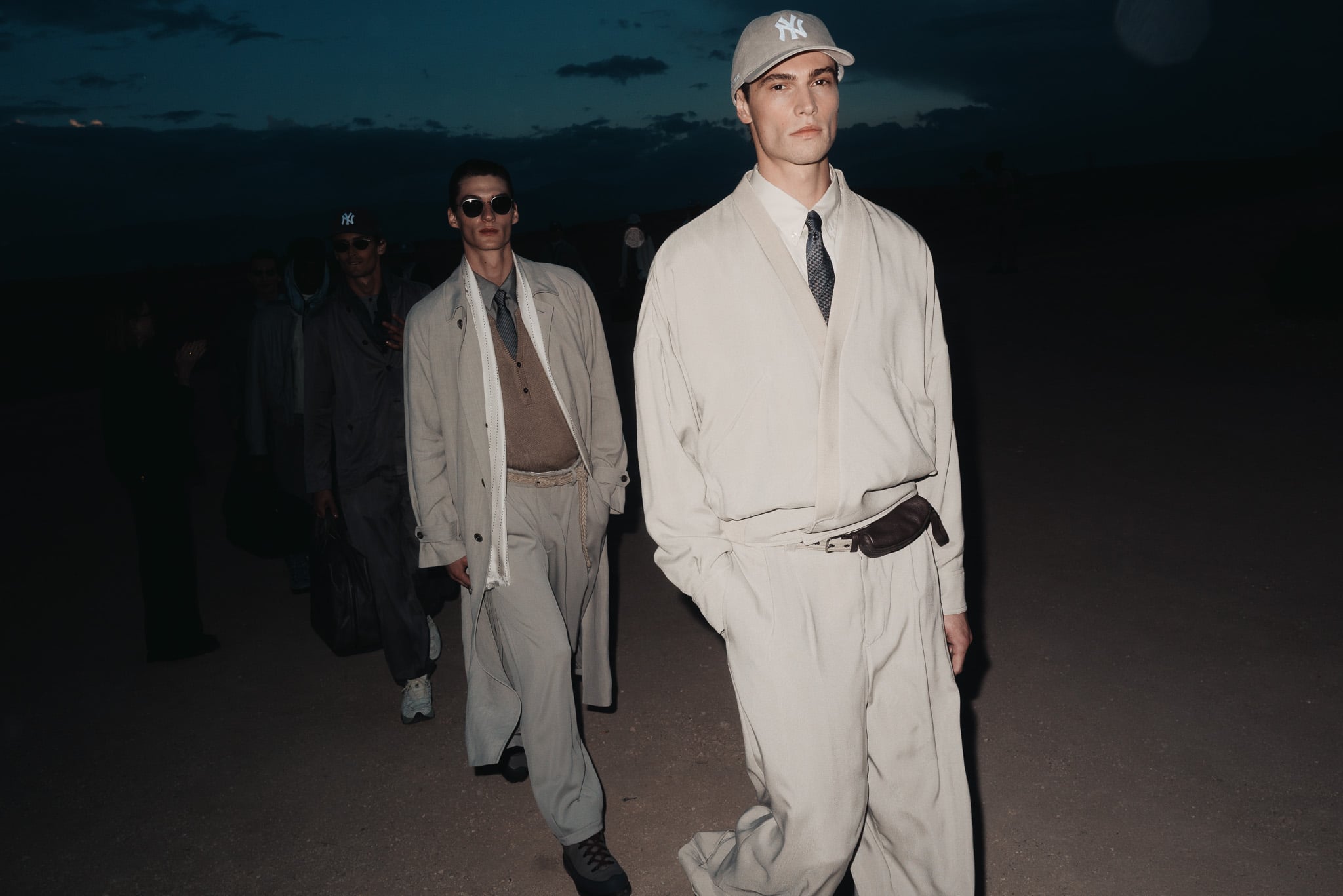 Giorgio Armani x Kith 再度攜手!「Dreams of the Dune 沙丘夢境」把義式剪裁帶進摩洛哥沙漠