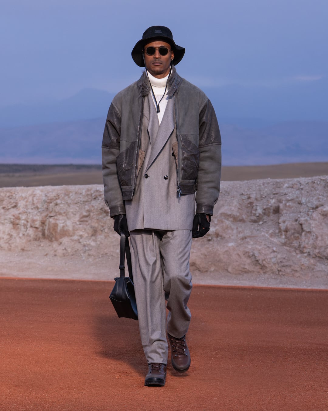 Giorgio Armani x Kith 再度攜手!「Dreams of the Dune 沙丘夢境」把義式剪裁帶進摩洛哥沙漠