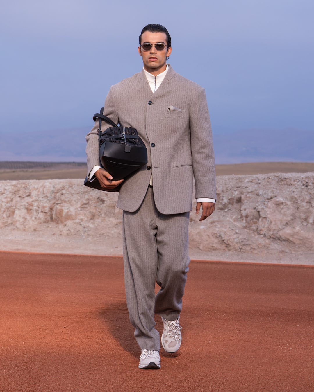 Giorgio Armani x Kith 再度攜手!「Dreams of the Dune 沙丘夢境」把義式剪裁帶進摩洛哥沙漠