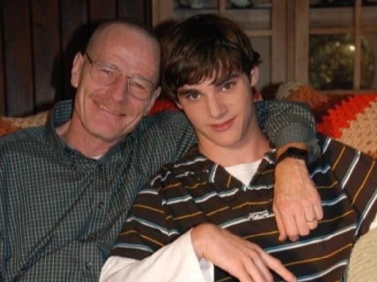 《絕命毒師》「小華特」RJ Mitte 34 歲驟逝！從腦性麻痺演員到身障倡議者，一生都在打破刻板印象！