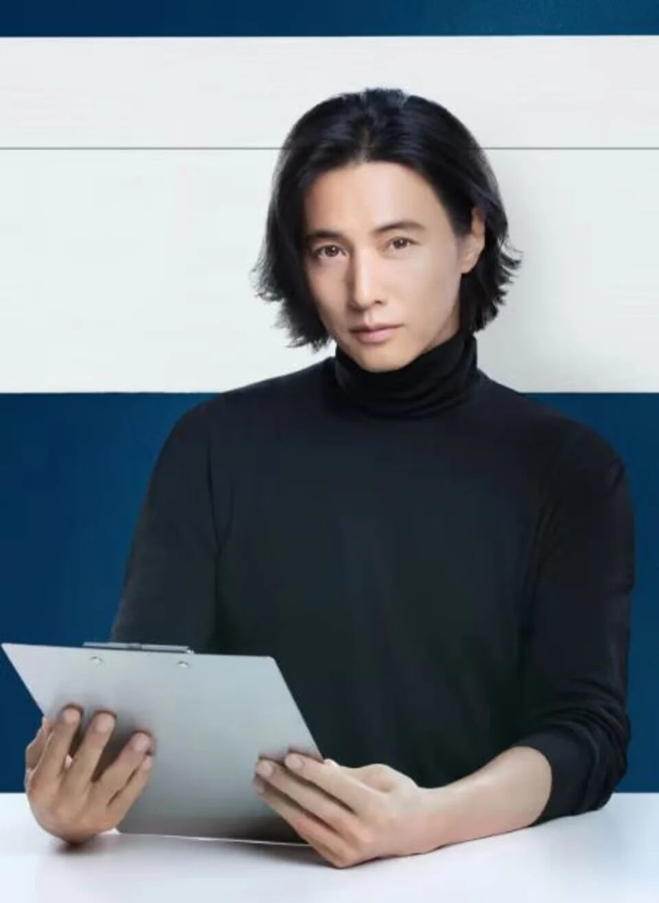 元斌《大叔》睽違 16 年再度公開露面!長髮黑衣新廣告掀男神回憶殺!