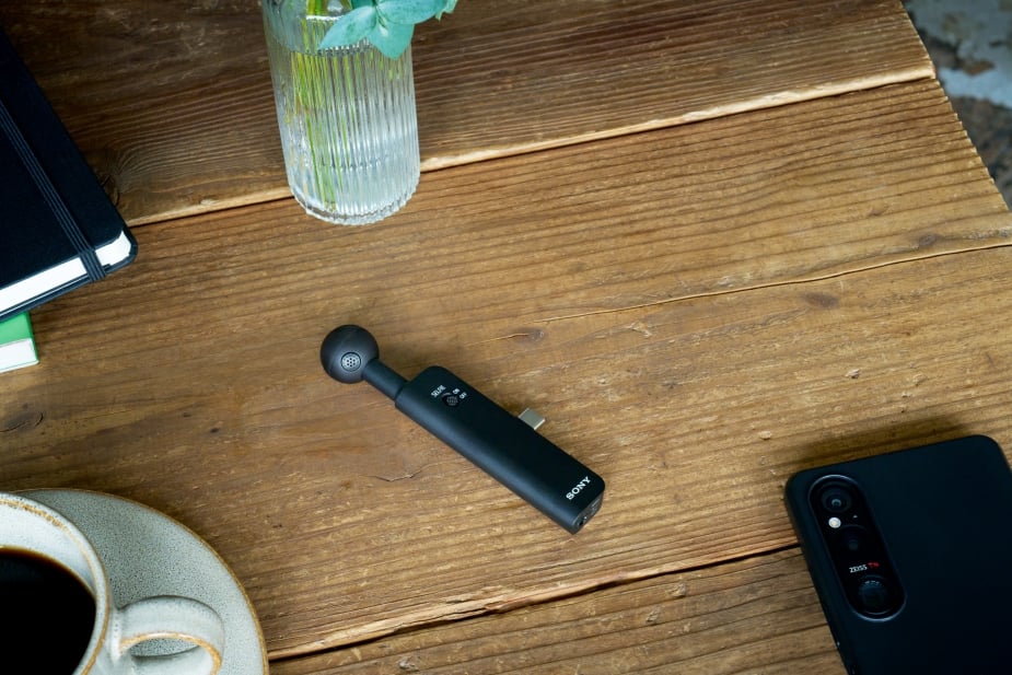 Sony 全球首款 Eclipsa Audio 麥克風 ECM-AX10 來了!24 公克超輕量,手機直接錄出 3D 空間音效⋯網喊:拍片根本升級!