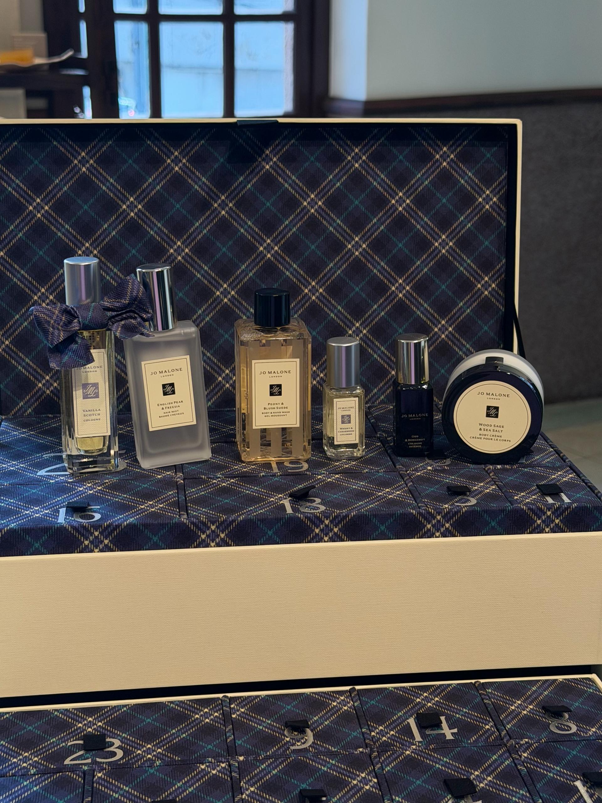 2026 聖誕節限定香氛推薦!LE LABO、Jo Malone London⋯各大香水品牌聖誕禮盒、限定香水新品持續更新!