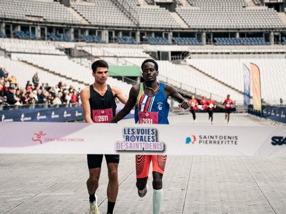 法國 10K 路跑比賽男子終點前停下讓對手反超奪冠!賽後親曝真正原因暖哭全網!