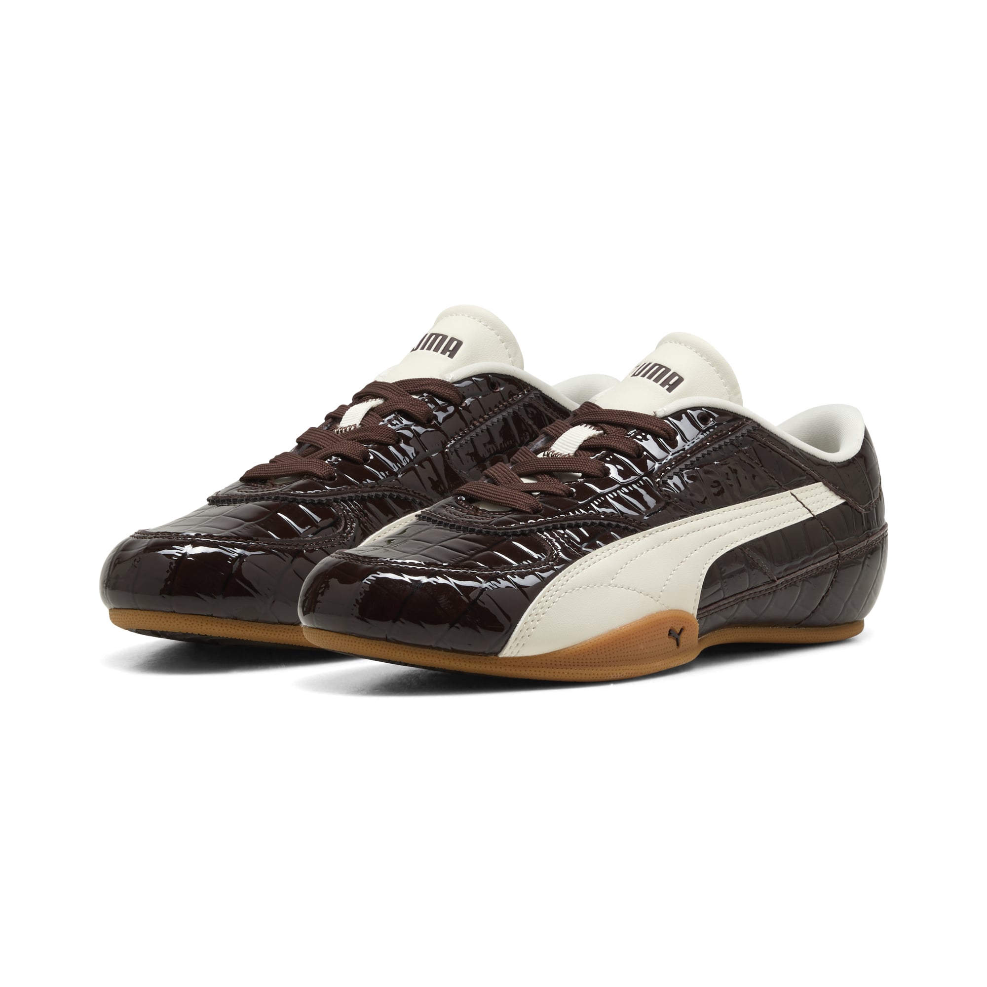 PUMA 鱷魚紋 Speedcat 曝光!ROSÉ 一身水洗牛仔示範「低調奢華」穿搭爆紅!