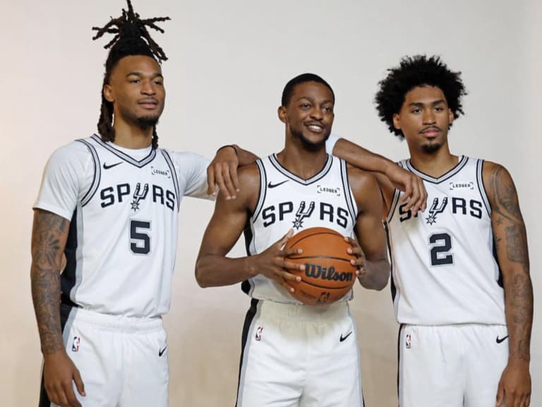 NBA／馬刺三衛 Fox、Harper、Castle 熱身賽首度先發大勝太陽 20 分！文班亞馬：「讓我輕鬆許多！」
