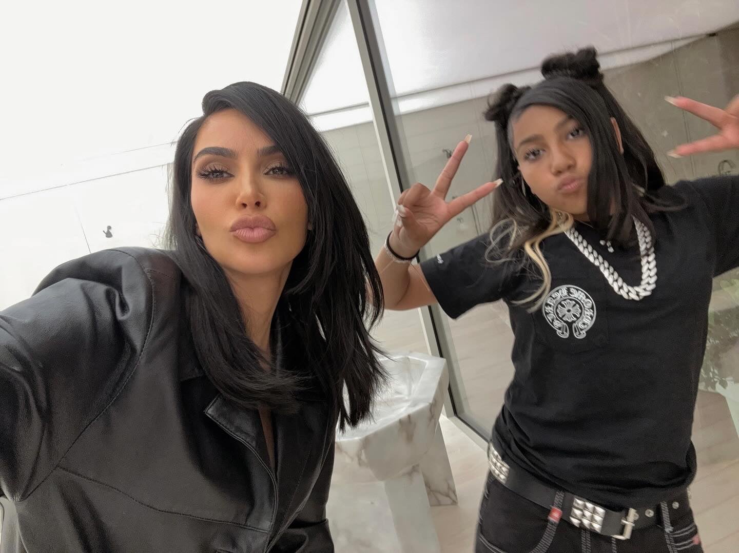 金卡戴珊 Kim Kardashian 曝懷西北第一反應！崩潰喊：「我的人生完了！」