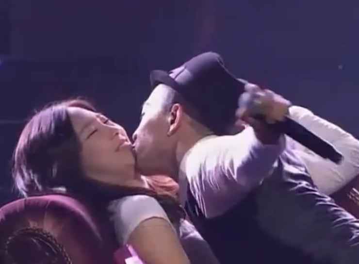 BIGBANG 太陽演唱會名場面，〈I Need a Girl〉獻吻女粉絲畫面瘋傳！