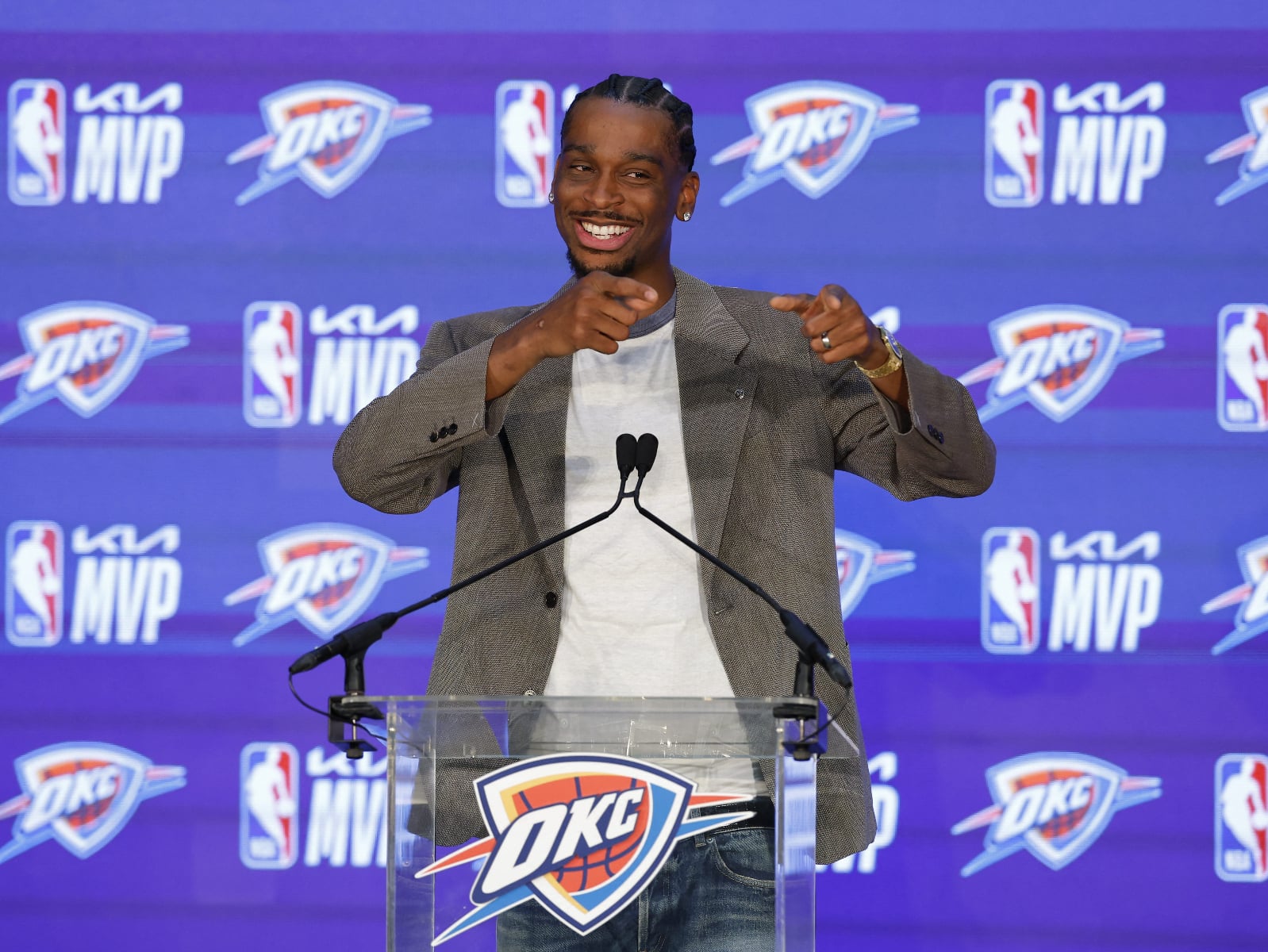 NBA／2026-27 新賽季吹判新制出爐！4 大執法重點曝光，假摔恐遭罰款、禁賽！