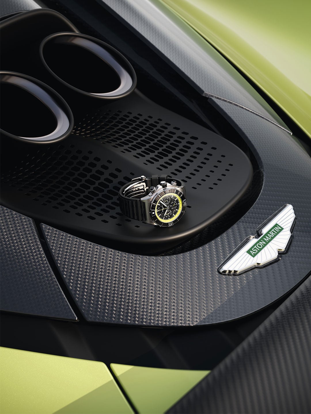 百年靈 Breitling 為 Valhalla 車主打造專屬訂製錶!2款錶型、錶圈色與刻字都能選!