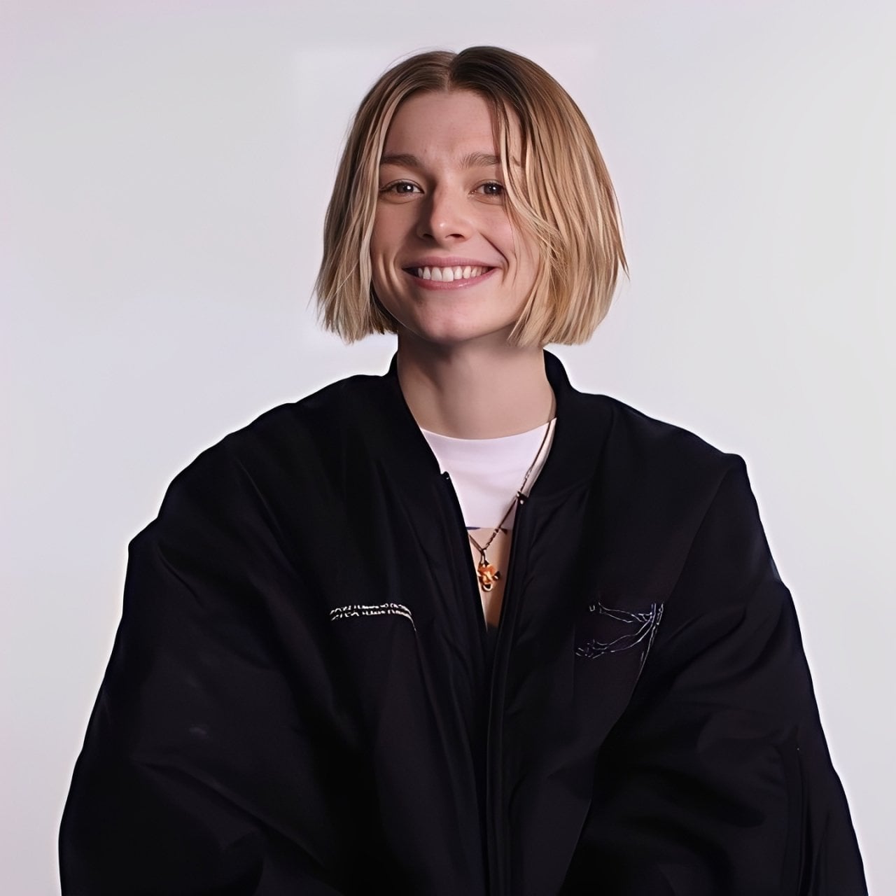 杭特薛佛 Hunter Schafer 身高 178 公分自爆已接受性別手術！坦言：「我喜歡現在的自己！」