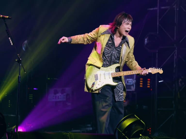 伍佰宣布《Rock Star 3》世界巡迴演唱會！2027 年高雄起跑，喊話：「要挑戰更大場館！」