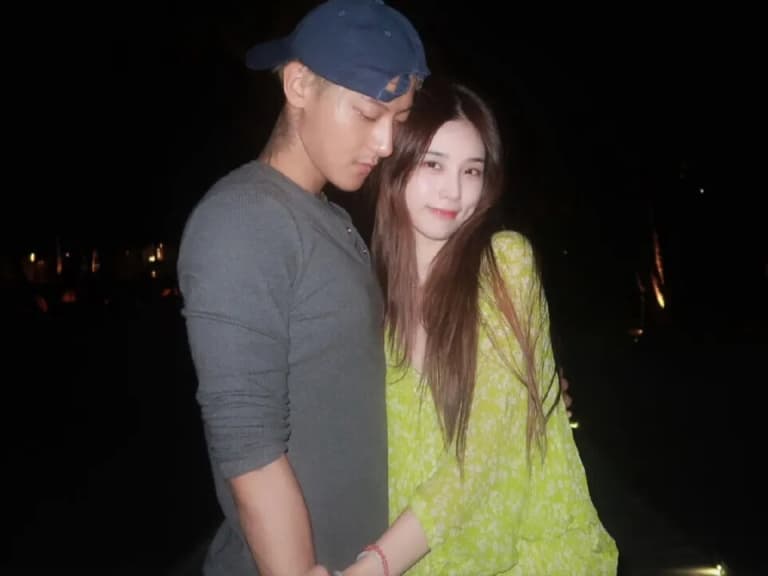 黃子韜、徐藝洋婚前生子首度公開！直播否認代理孕母傳聞：「是我自己生的！」