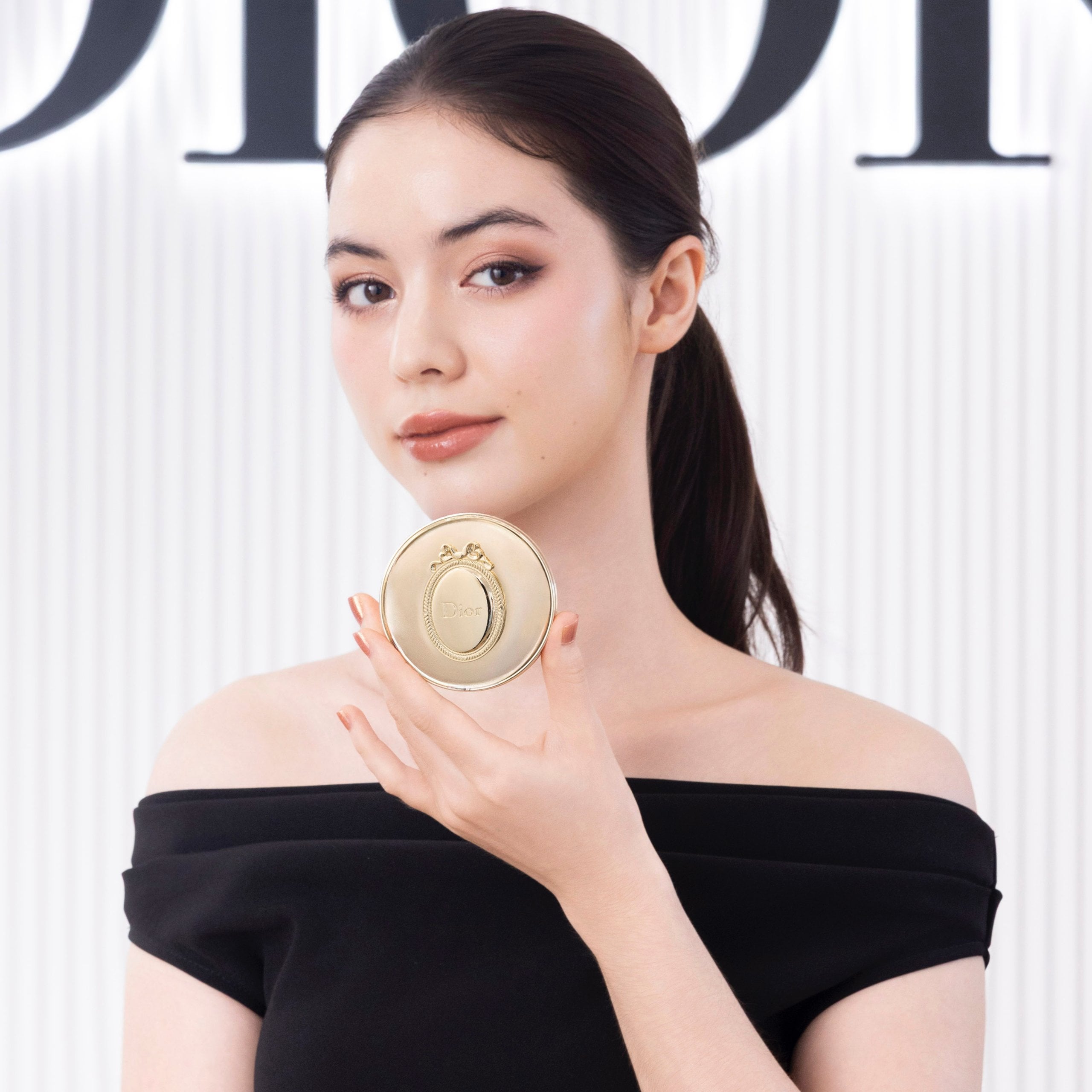 2026 聖誕限定彩妝推薦!Dior、TOM FORD⋯等品牌節慶新品一次看!(持續更新)