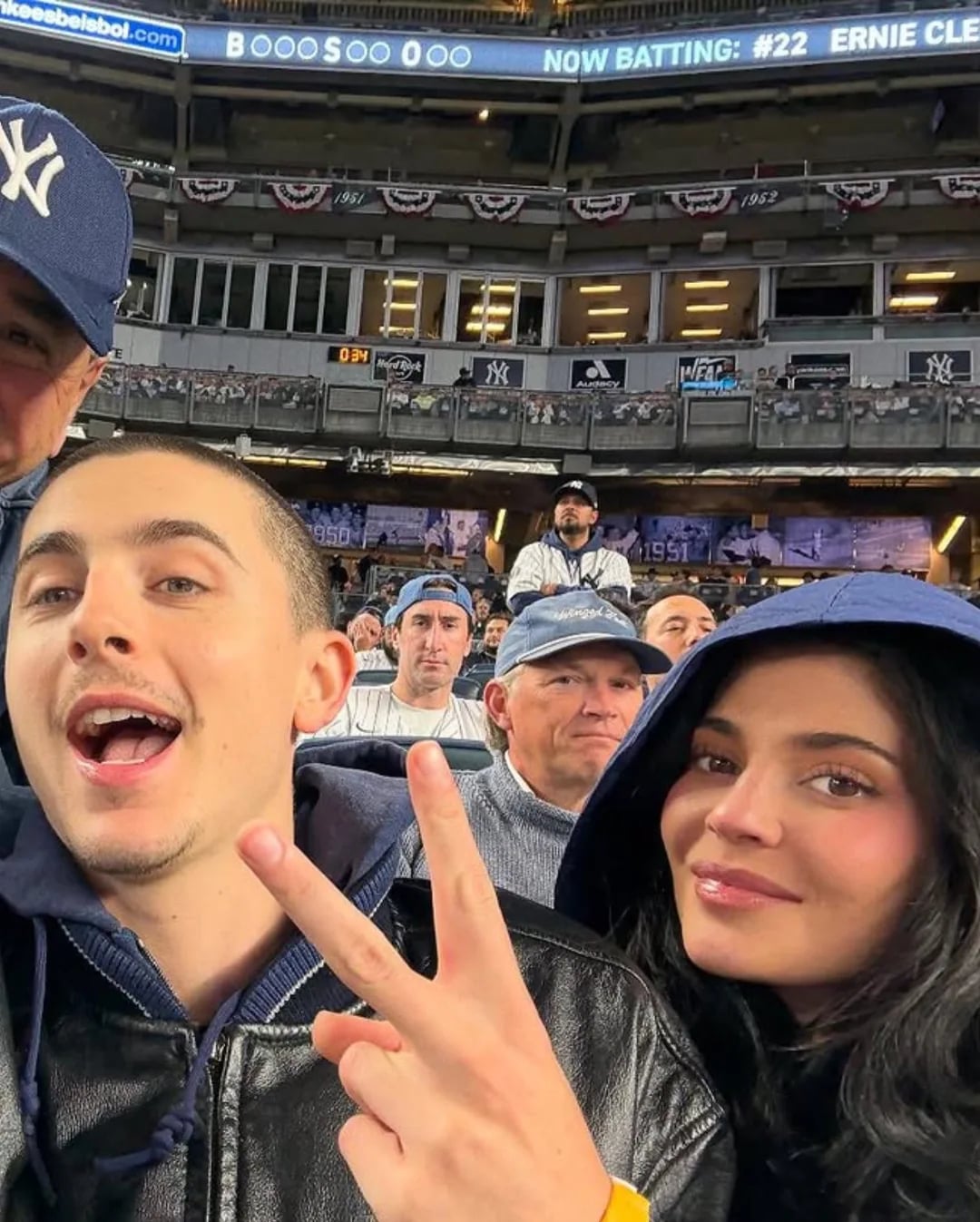 凱莉珍娜 Kylie Jenner 傳想和提摩西夏勒梅 Timothée Chalamet 結婚！消息人士曝：「擔心姊姊坎達兒珍娜先步入禮堂！」