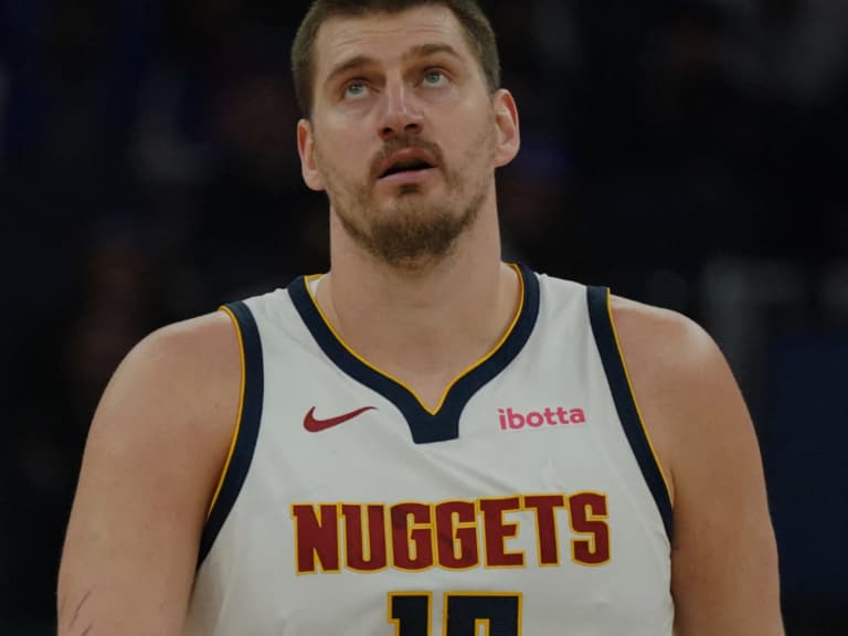 NBA／約基奇 Nikola Jokic 不滿主場球迷噓聲嗆「不是真球迷」！球迷回應：「自己打太爛欠噓！」