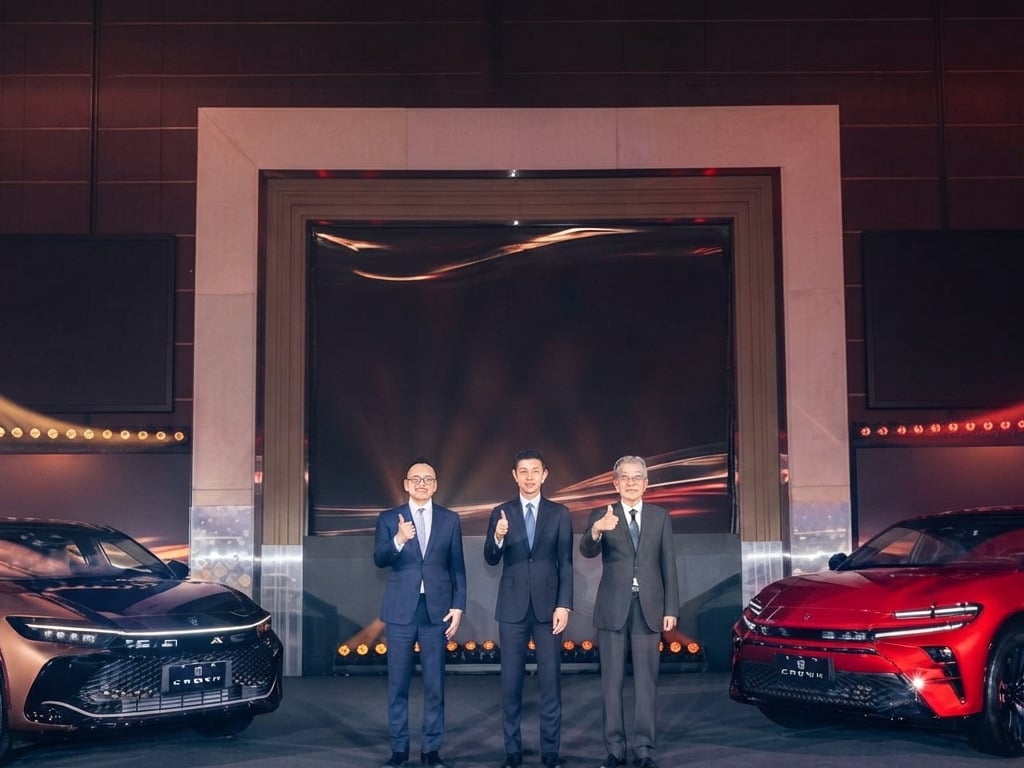 日本 Toyota Crown Sport、Crossover 台灣上市！配額2000輛半年已破千，現在下單得等半年！