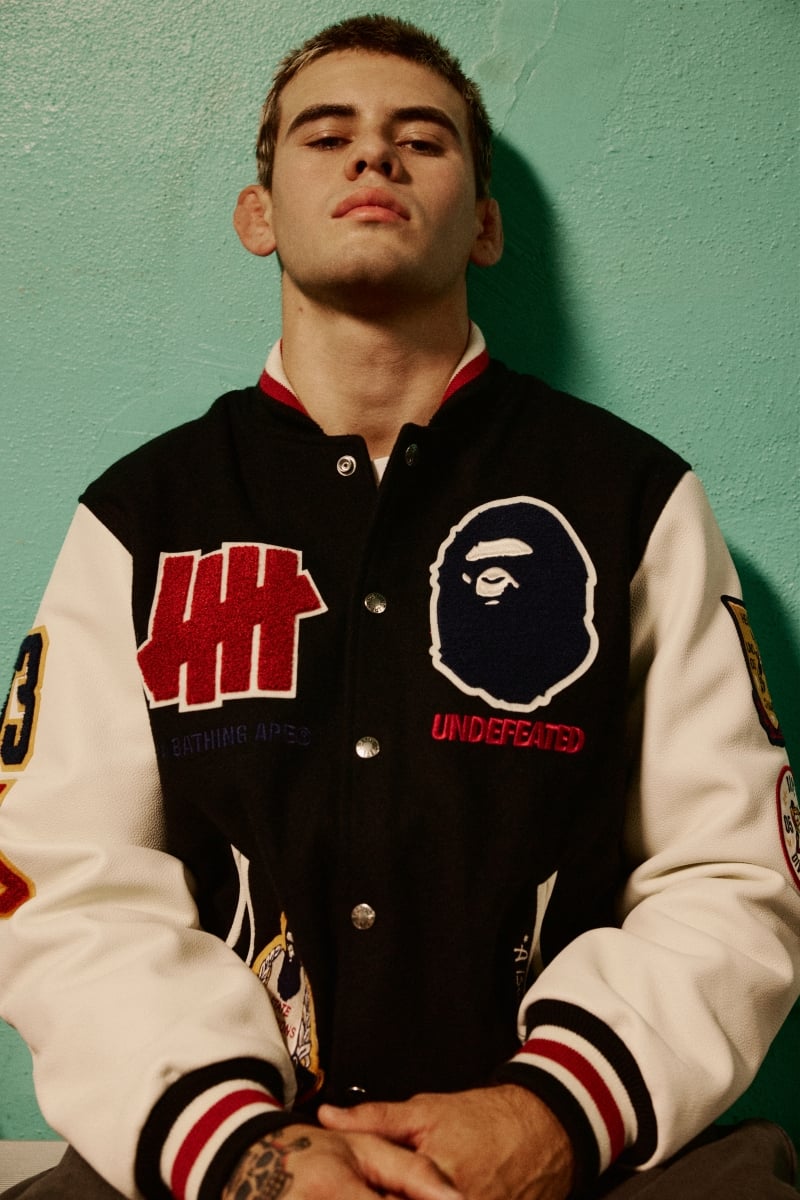 BAPE® × UNDEFEATED 再度聯手!摔角文化注入街頭服飾,「93、05」藏兩大品牌密碼!