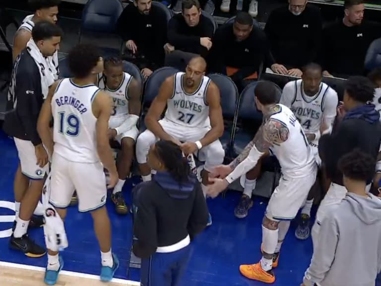 NBA／Rudy Gobert 兩戰合計 13 投 0 中！被球三弟、庫明加激動訓斥畫面流出！