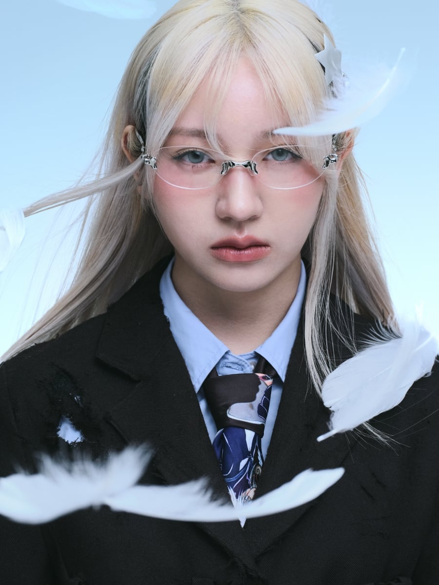 曾獲 NewJeans 青睞!Oliwa 攜 KlassiC.、蓋亞高校推出《2075☆校外教學日》Y2K 聯名系列!