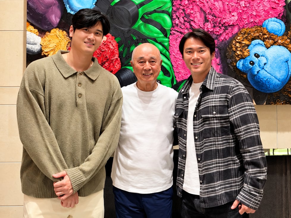 MLB／大谷翔平私服照曝光！與山本由伸聚餐，寬鬆針織也藏不住壯碩身材！