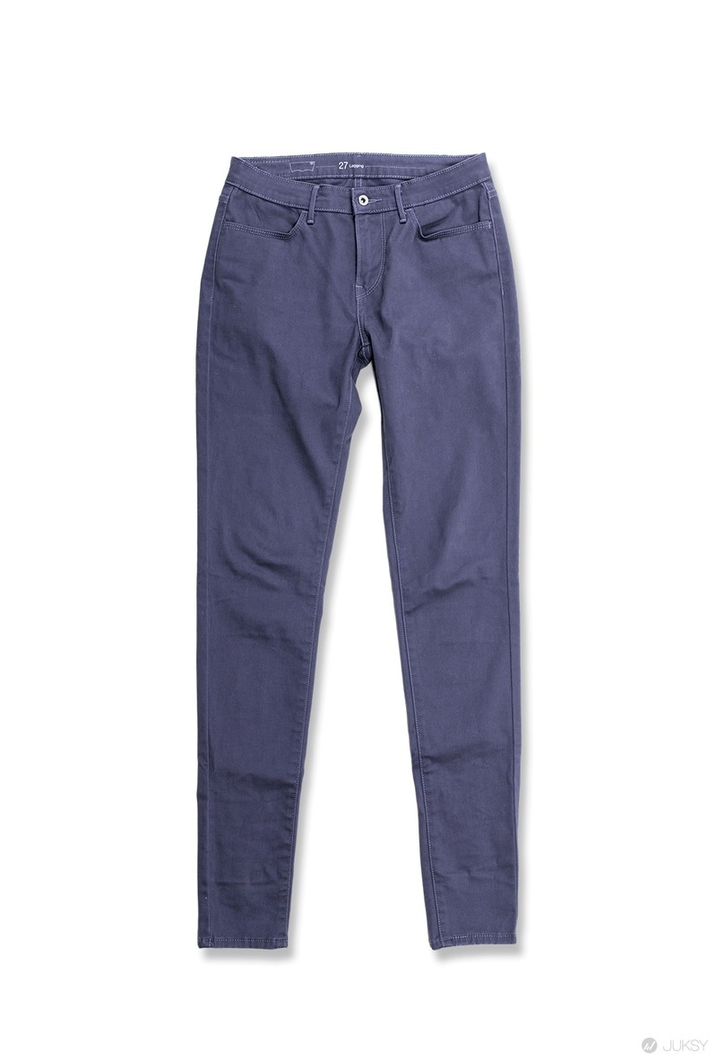 初秋微涼  女裝秋季提案 LEVI’S® 首推必備超彈力丹寧 Legging