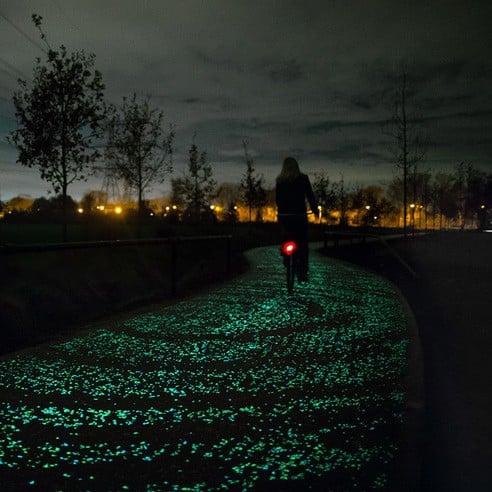 你的征程是一片星海，把梵谷的星夜變成太陽能自行車道