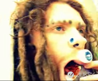 安潔莉娜裘莉完全退居幕後:「我當演員永遠不覺得舒服」