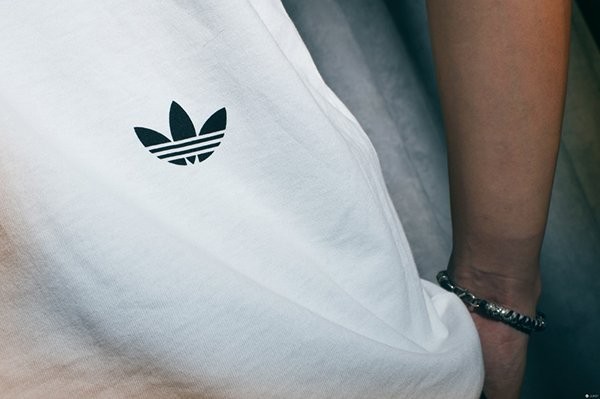 adidas Originals by nigo 復古經典遇上潮流大師,翻玩三葉的時尚純粹!