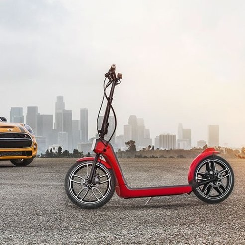 復古玩味，MINI 發布電動踏板車Citysurfer