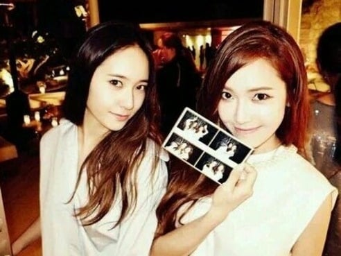 鄭氏姐妹 Jessica &amp; Krystal 時尚穿搭　基因也太好了！