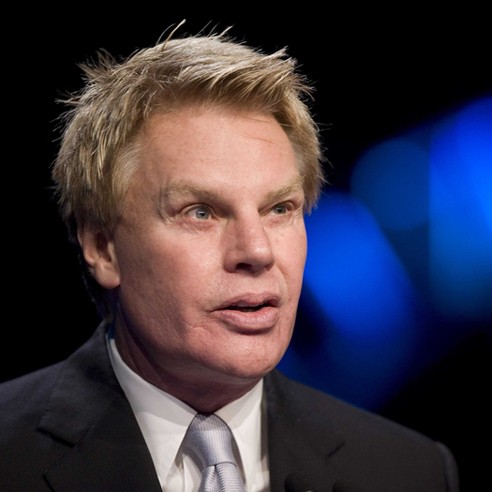 Mike Jeffries 時代終結？Abercrombie & Fitch CEO 下台